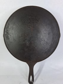 Wagner Ware Cast Iron No. 10B Skillet w/ Fire Ring