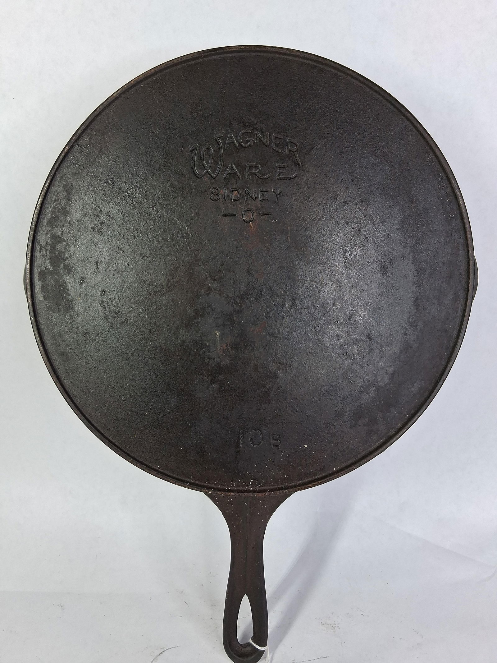 Wagner Ware Cast Iron No. 10B Skillet w/ Fire Ring: Good overall clean condition