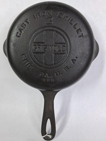 Griswold Large Block Logo Cast Iron No. 3 Skillet