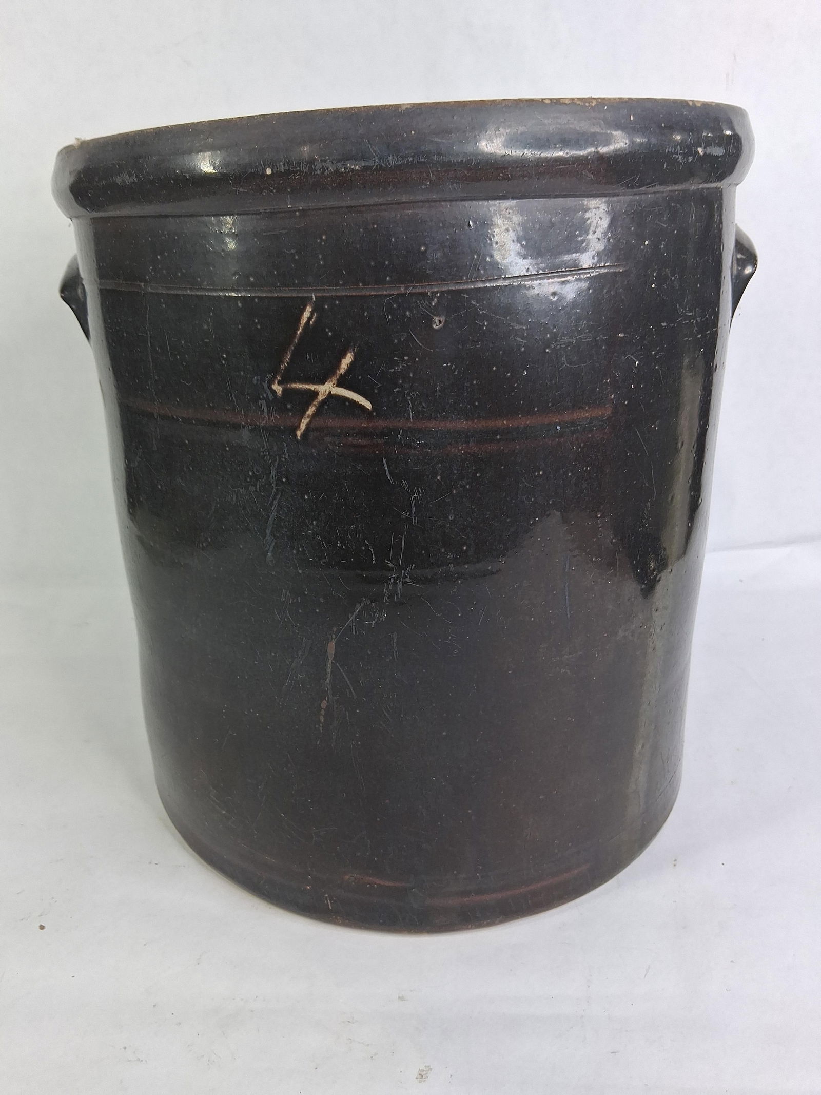 Brown Glazed Stoneware 4 Gallon Crock (1 of 7)