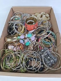 Large Unsorted Jewelry Lot of Assorted Bracelets Inc. Stones, Beads, Gold and Silver Tone