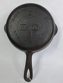 Griswold Large Block Logo Cast Iron No. 3 Skillet