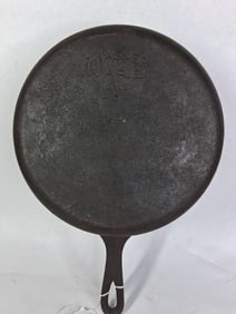 Wagner Ware Cast Iron No. 8 Chicken Fryer