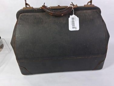 Early Doctors Medical Bag