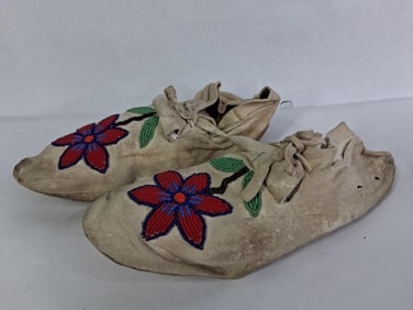 Native Hand Crafted Beaded Leather Moccasins