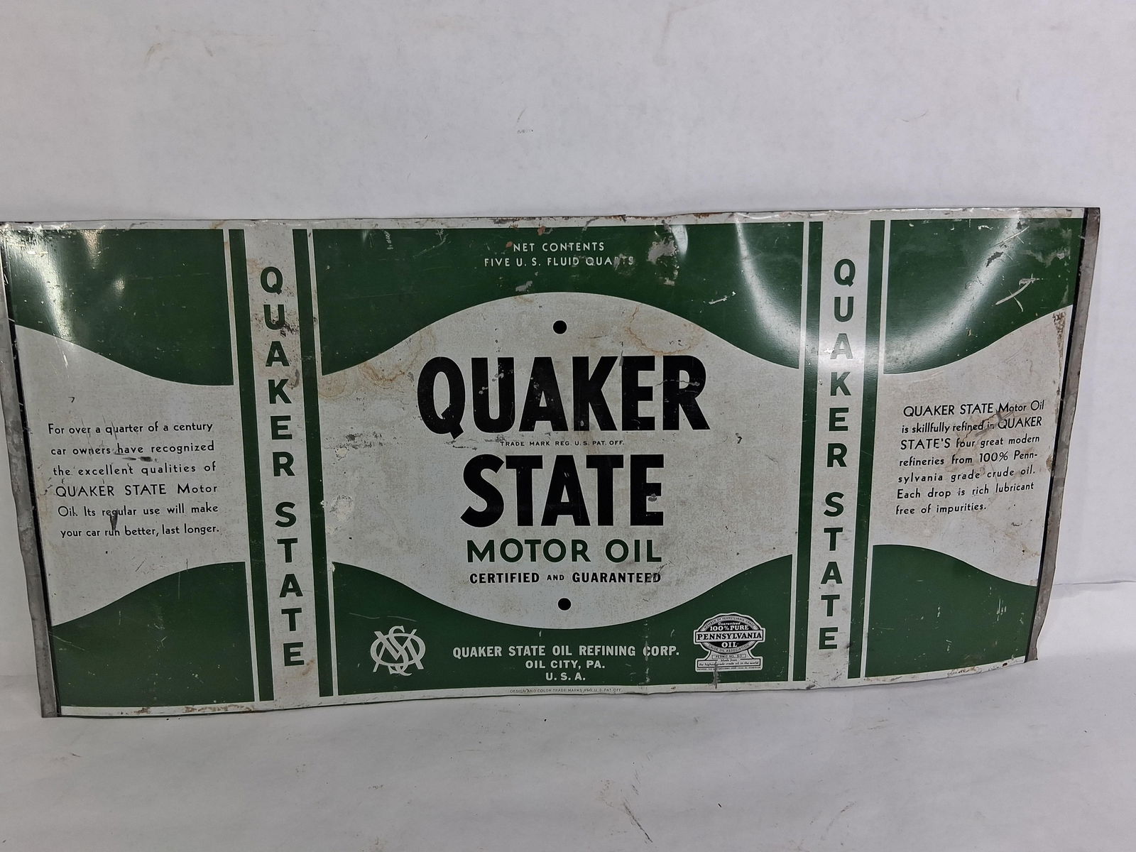 Quaker State Unrolled Oil Can Tin Sign: 5 fluid quart can, has been cut and rolled out to display a cool tin sign. 20x9