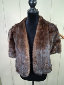 Stone & Thomas French Room Fur Stole