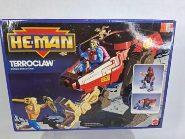 He-Man Terroclaw Attack Tank