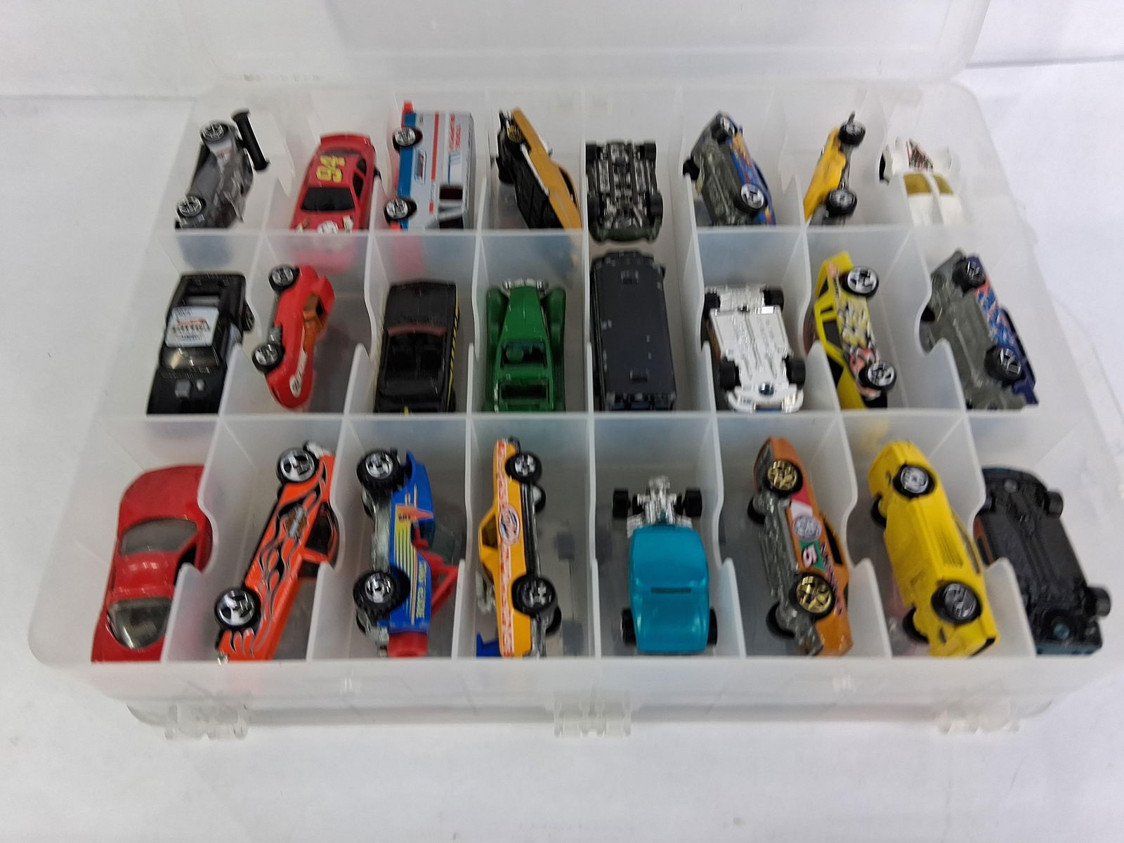 Hot Wheels and Match Box Loaded lot in Case - 7