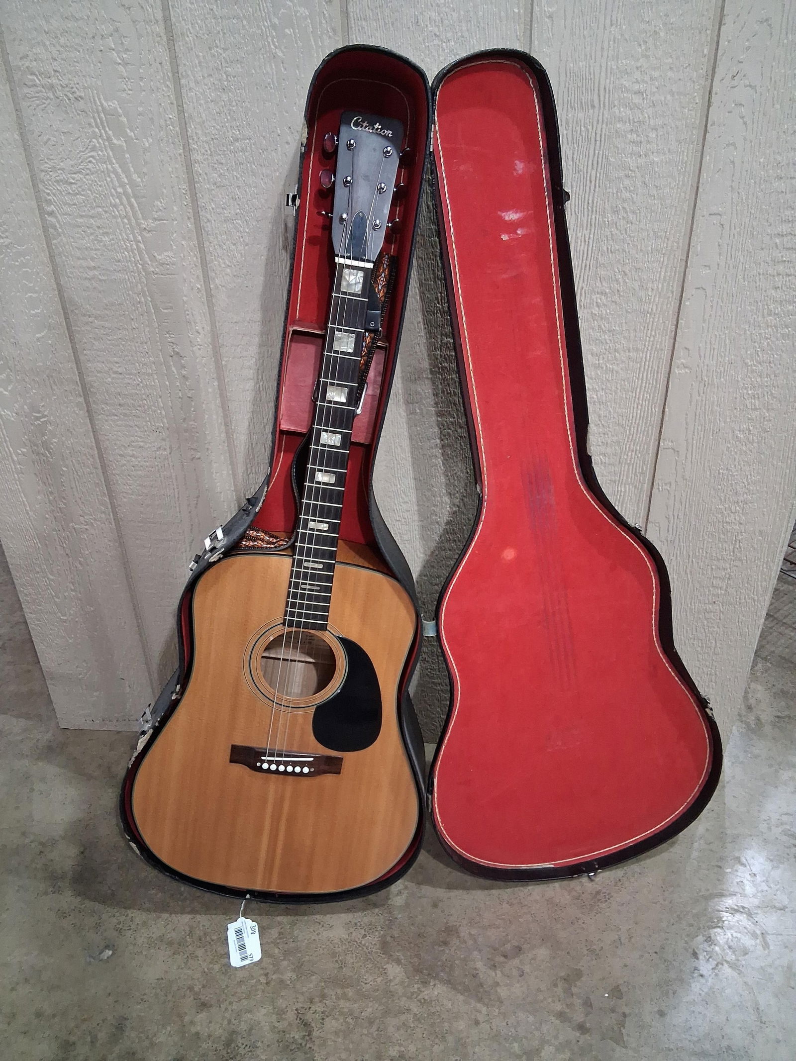 Citation 9005 Acoustic Guitar (1 of 9)