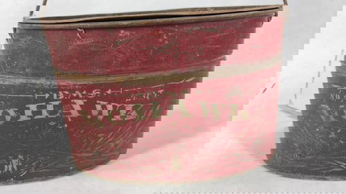 Early BMS Mohawk No. 98 Floating Minnow Pail with Bale Handle