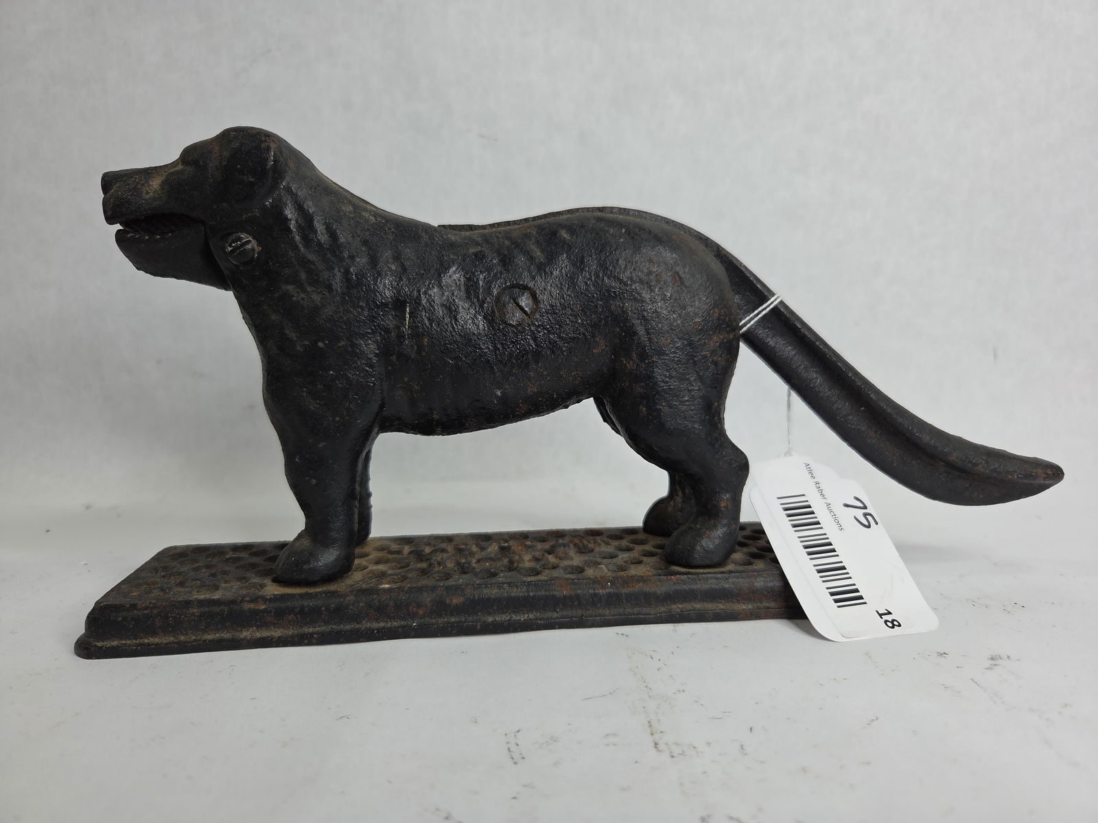 Antique Cast Iron Nut Cracker Dog (1 of 4)