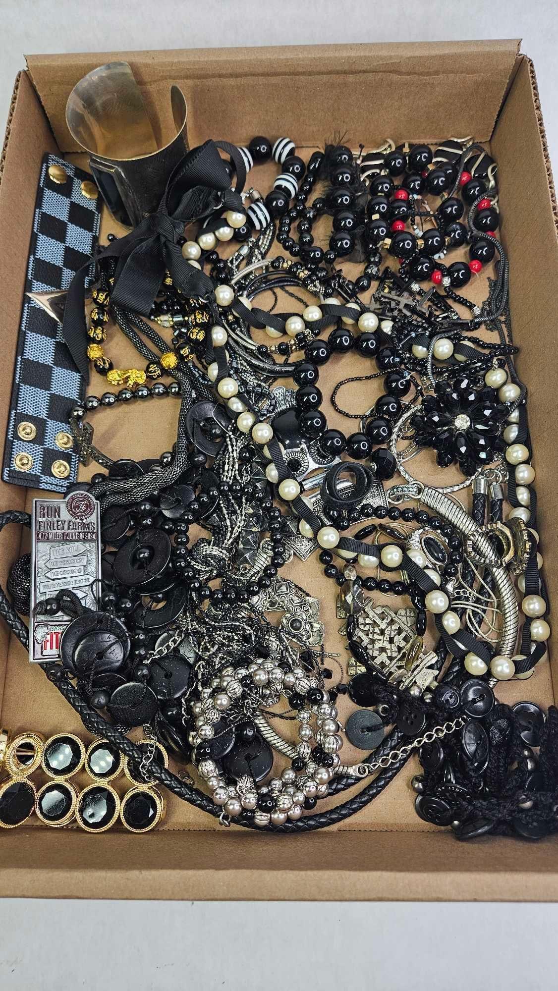 Midnight Black & Onyx Jewelry: Beaded necklaces, cuffs, bracelets, and more. Pearls, rings, and other great pieces.