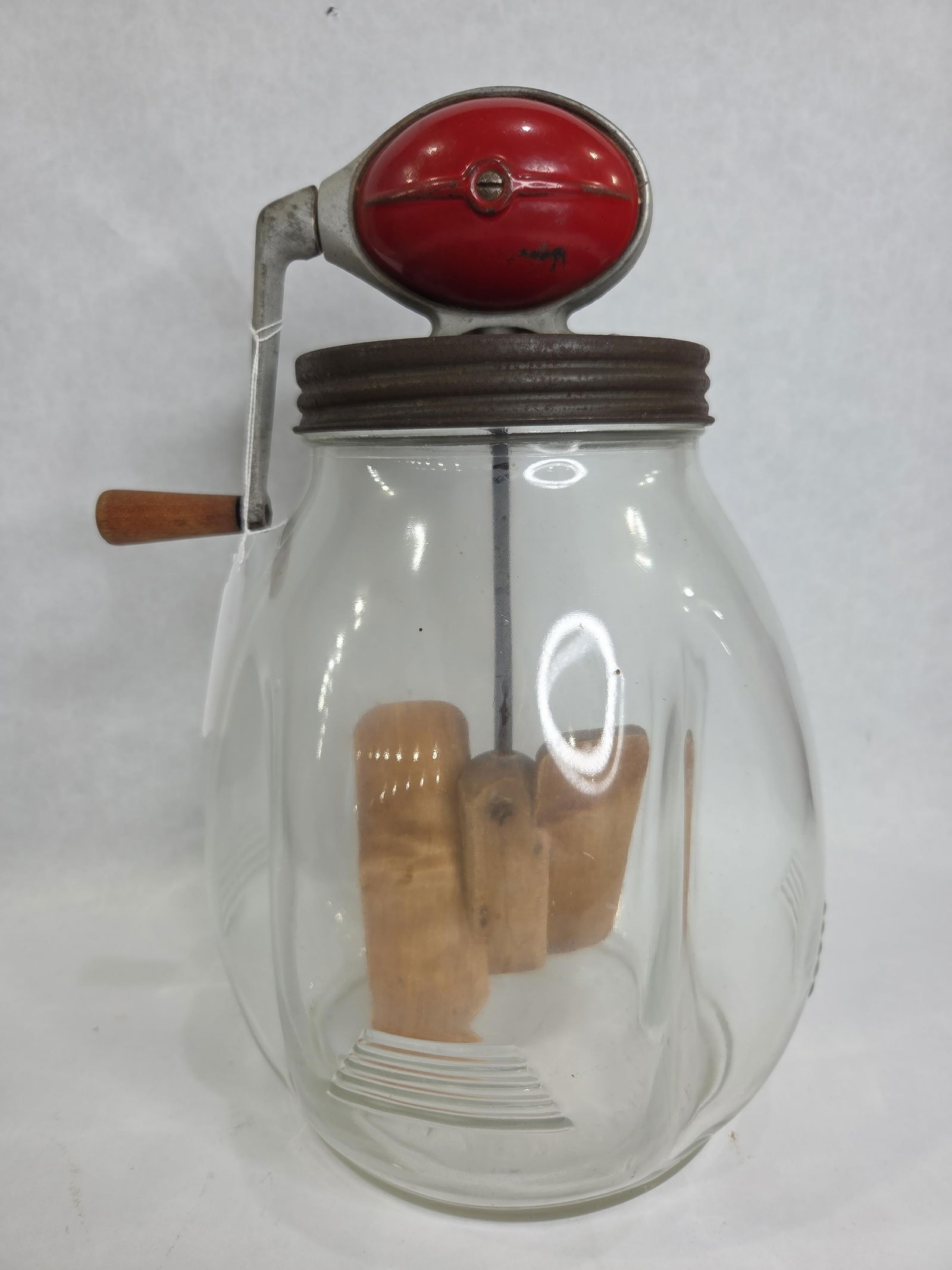 Dazey Churn Co. No. 8 Hand Crank 8 Qt. Glass Churn: Great overall condition with no chips, cracks or breaks and all parts moving freely as should