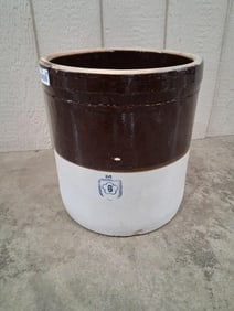 6 Gal. Two Toned Stoneware Crock
