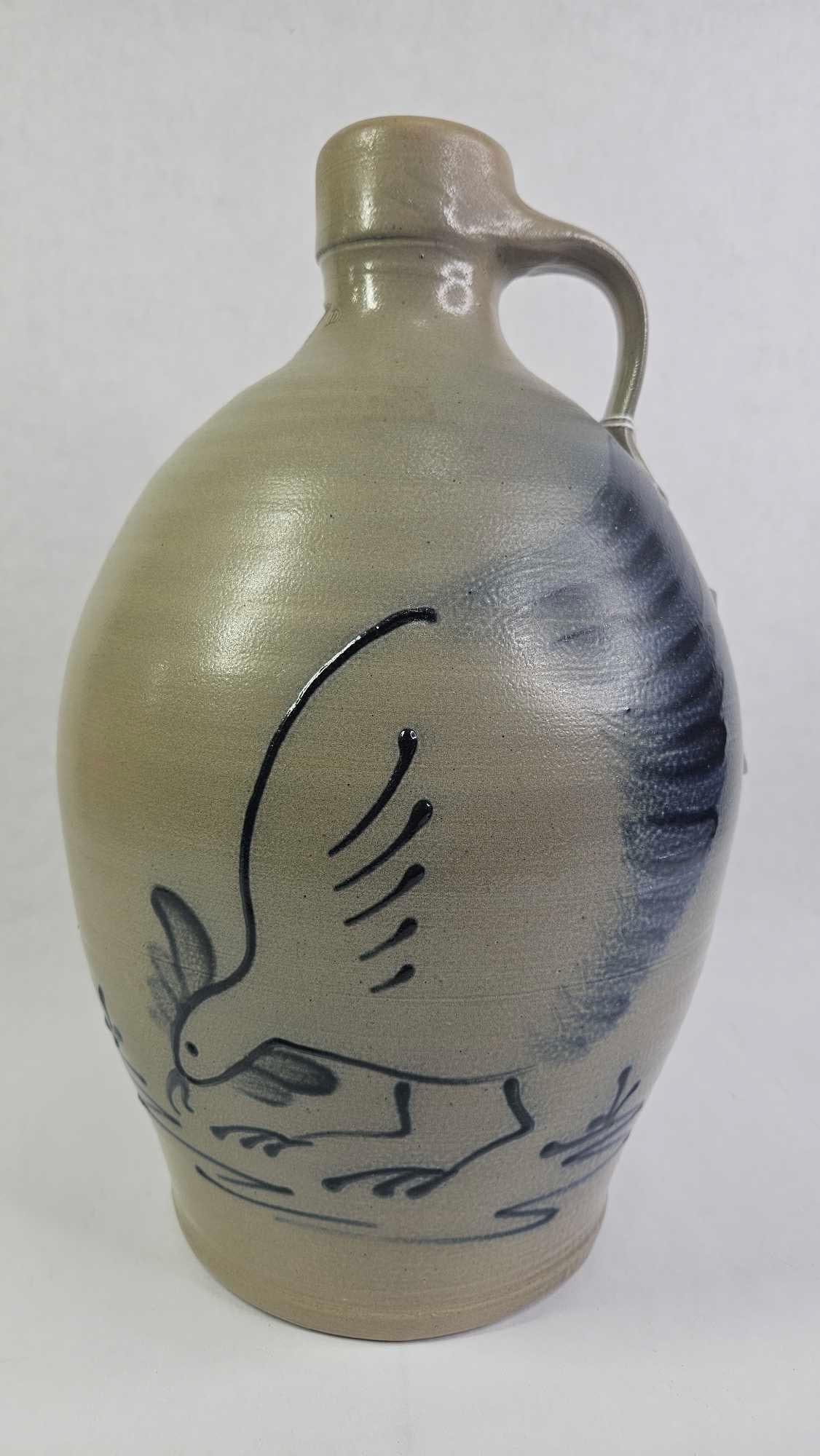Maple City Pottery Pecking Chicken Crock: Cobalt blue design with image of chicken. Great condition with no visible cracks or chips. 14.5 inches