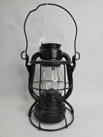 NYC Lines RR Dietz Vesta No. 570 Lantern w/ Original Glass Globe