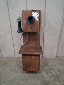 American Tel & Tel Co. Western Electric Wall Hanging Hand Crank Telephone