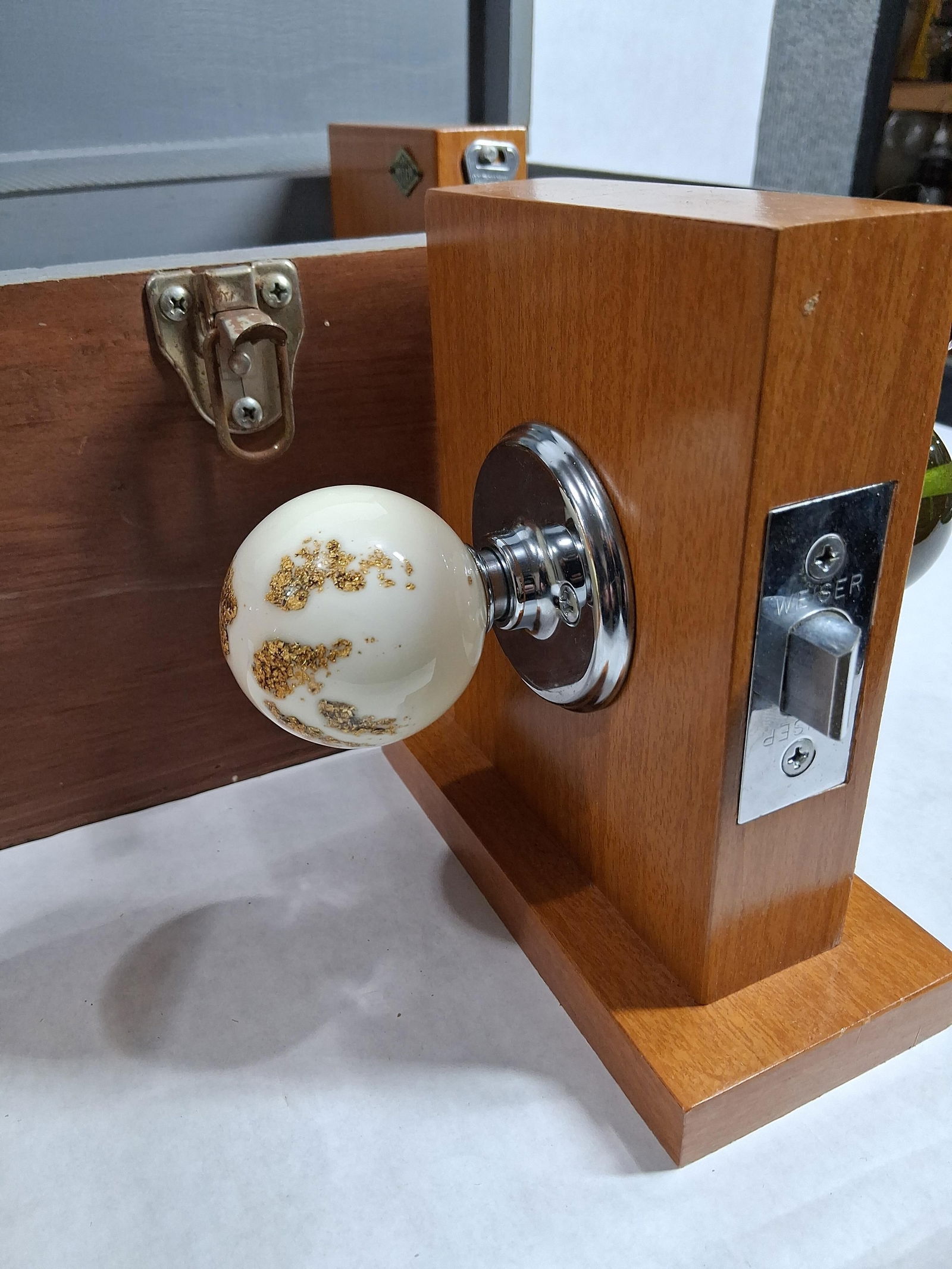 Salesman Sample Doorknobs - 5