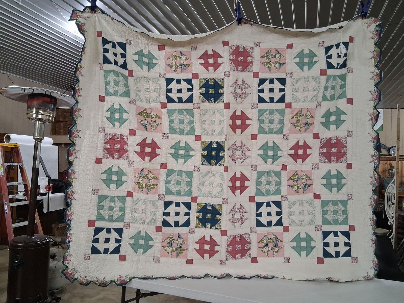 Ohio Star Floral Pattern Quilt - 3
