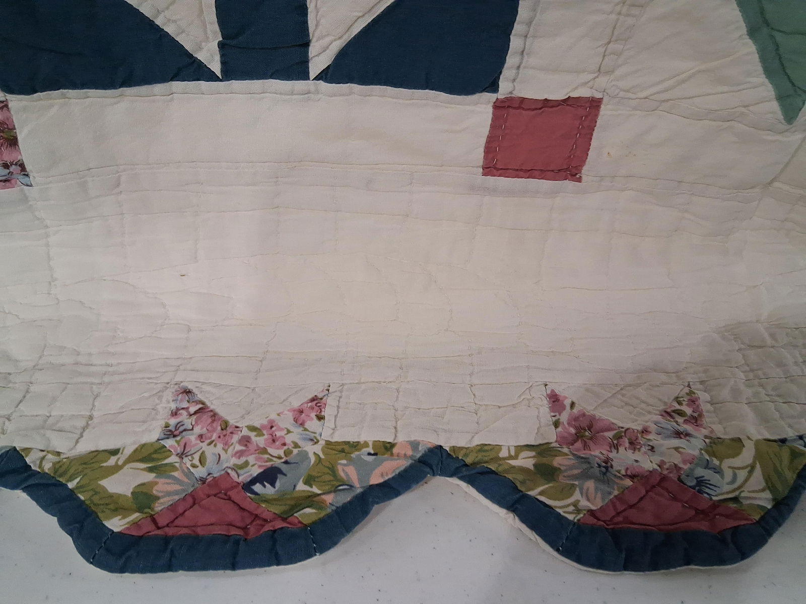 Ohio Star Floral Pattern Quilt - 7