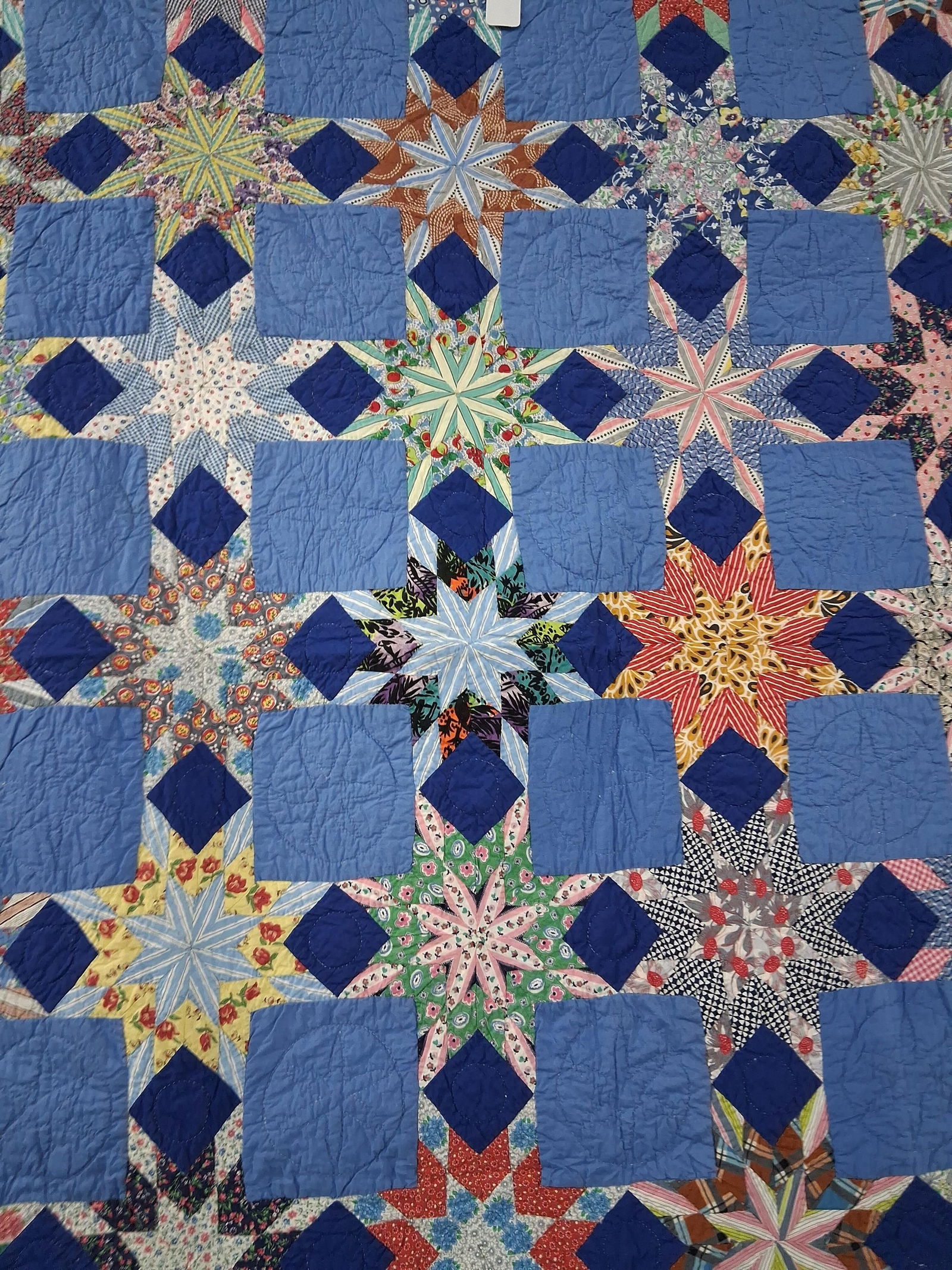 Patchwork Star Hand Stitched Quilt: Great colors, with no large stains or tears,