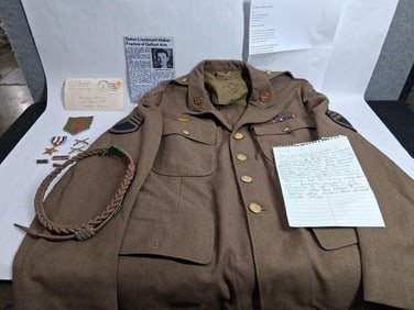Walter R. Shelby Estate Feat.WW2 Silver Star, Original Photos, Uniform Jacket, Patches, and Pins
