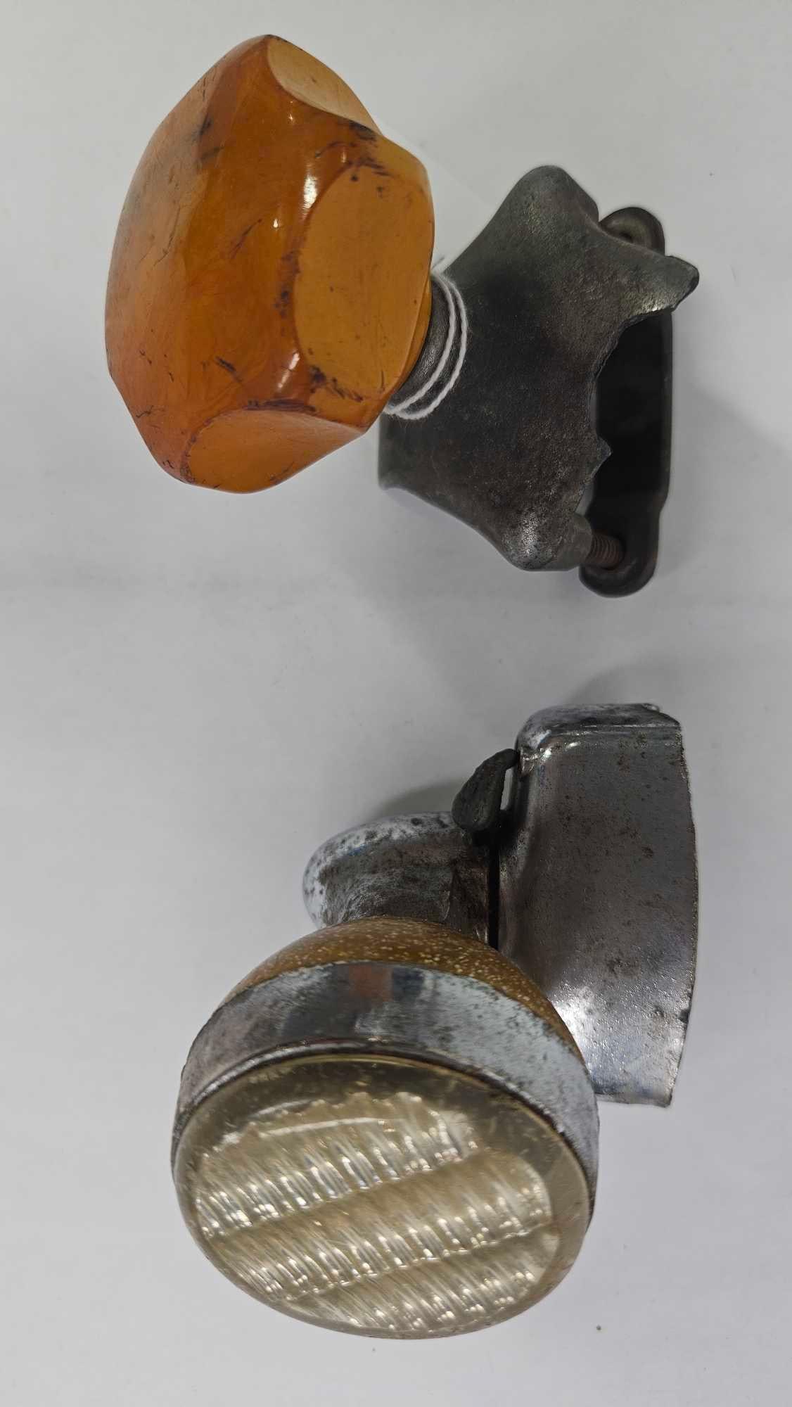 4 Enamel & Bakelite Suicide Knobs - 6