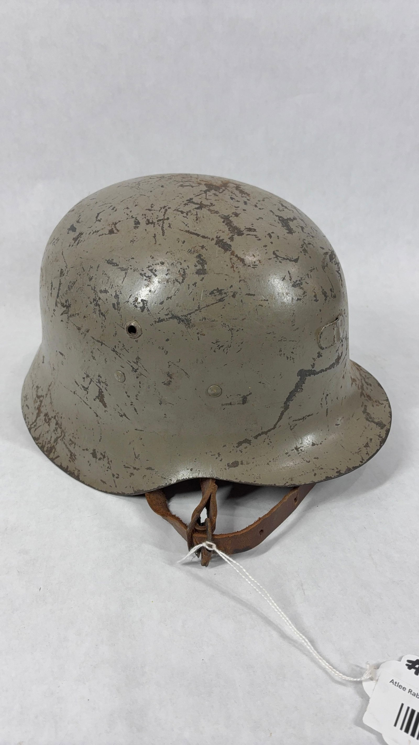 WWII Period Spanish Military Helmet (1 of 5)