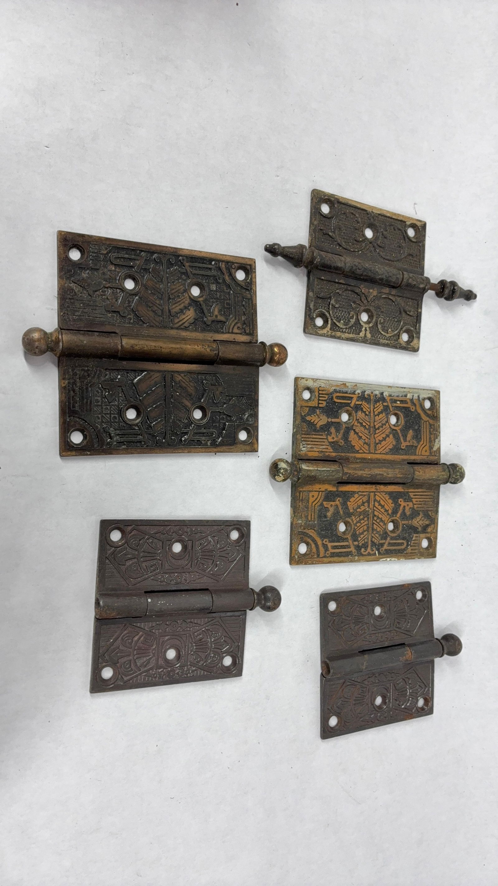 Early Victorian Style Door Hinges Inc. Floral and Geometric Ornate Patterns Lot of 5: This great door hinge hardware lot includes 5 assorted styles and patterns as seen in photos