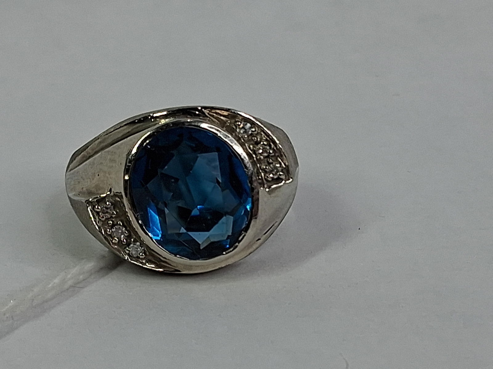 10K Romany: Part of a collectible line from Stern & Stern, a New York jewelry company known for unique designs. This ring features a large aquamarine stone measuring approx .5 inches across surrounds by small