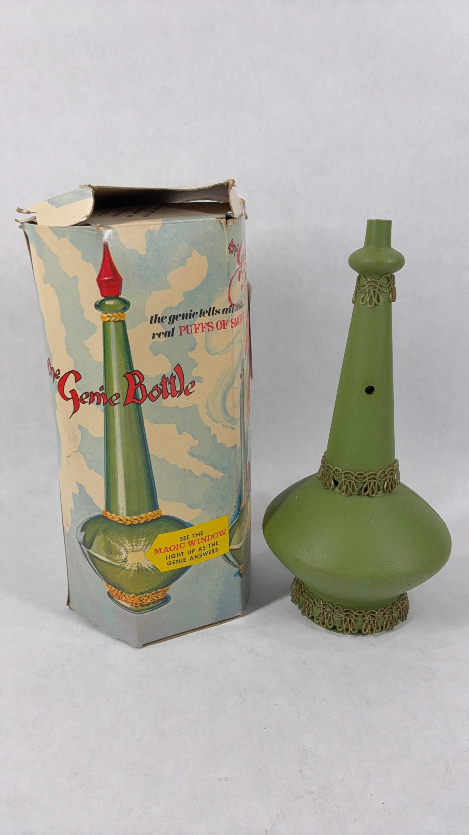 Vintage Hobbycraft Battery Op Magic Genie Bottle Novelty Item in Original Packaging: Great vintage novelty collectible with original box appearing to be complete and in good working order