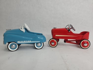 Kiddie Car Classics 1940 Gendron Pioneer Roadster & 1955 Murray Champion Miniature Pedal Cars