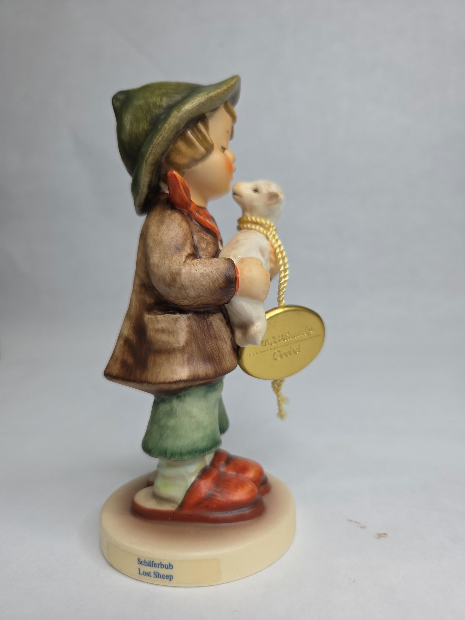 Goebel Porcelain Figural Lot Inc. 10 Various Early Hummel and More Figurines Some Signed - 17