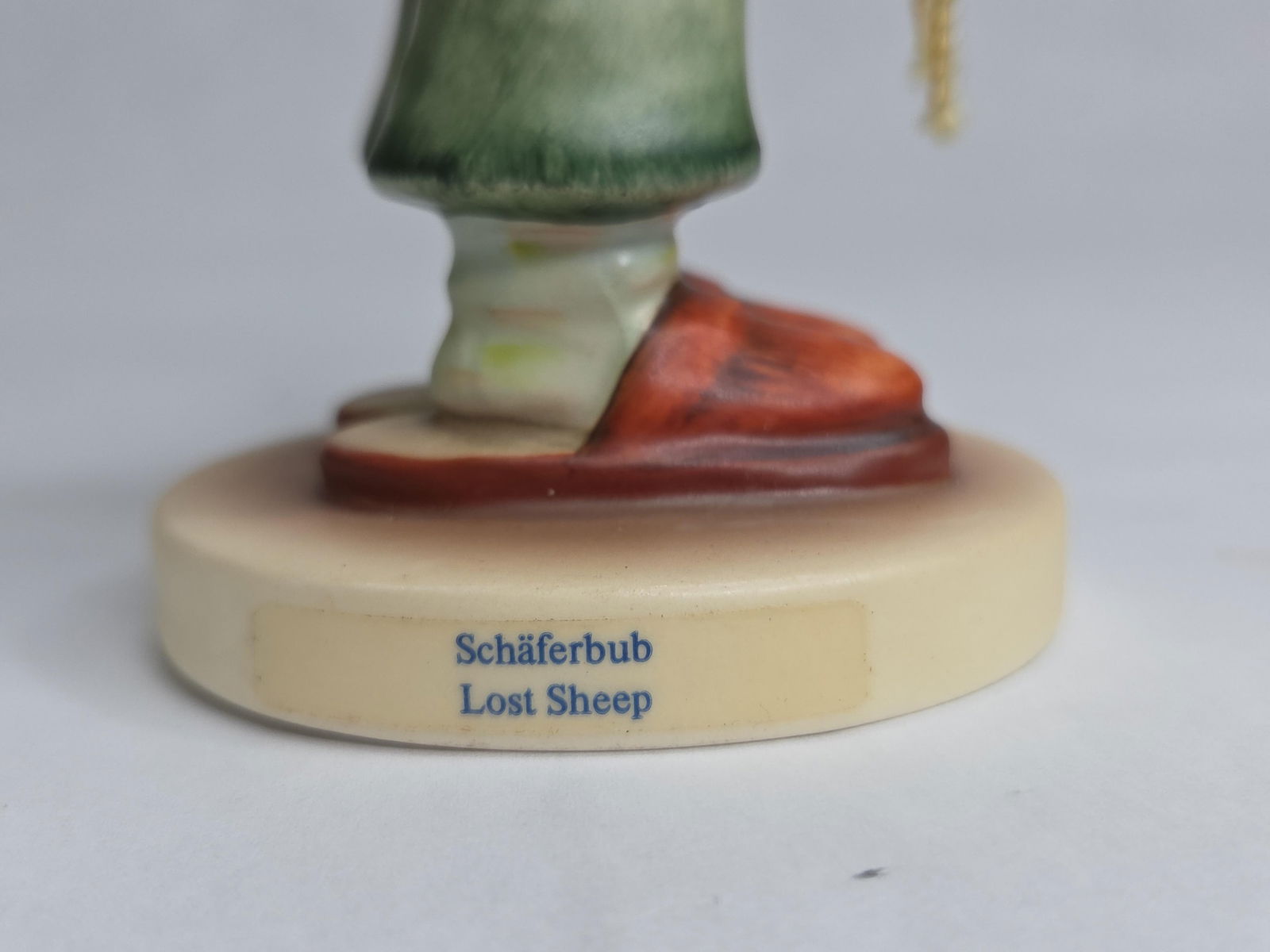 Goebel Porcelain Figural Lot Inc. 10 Various Early Hummel and More Figurines Some Signed - 18