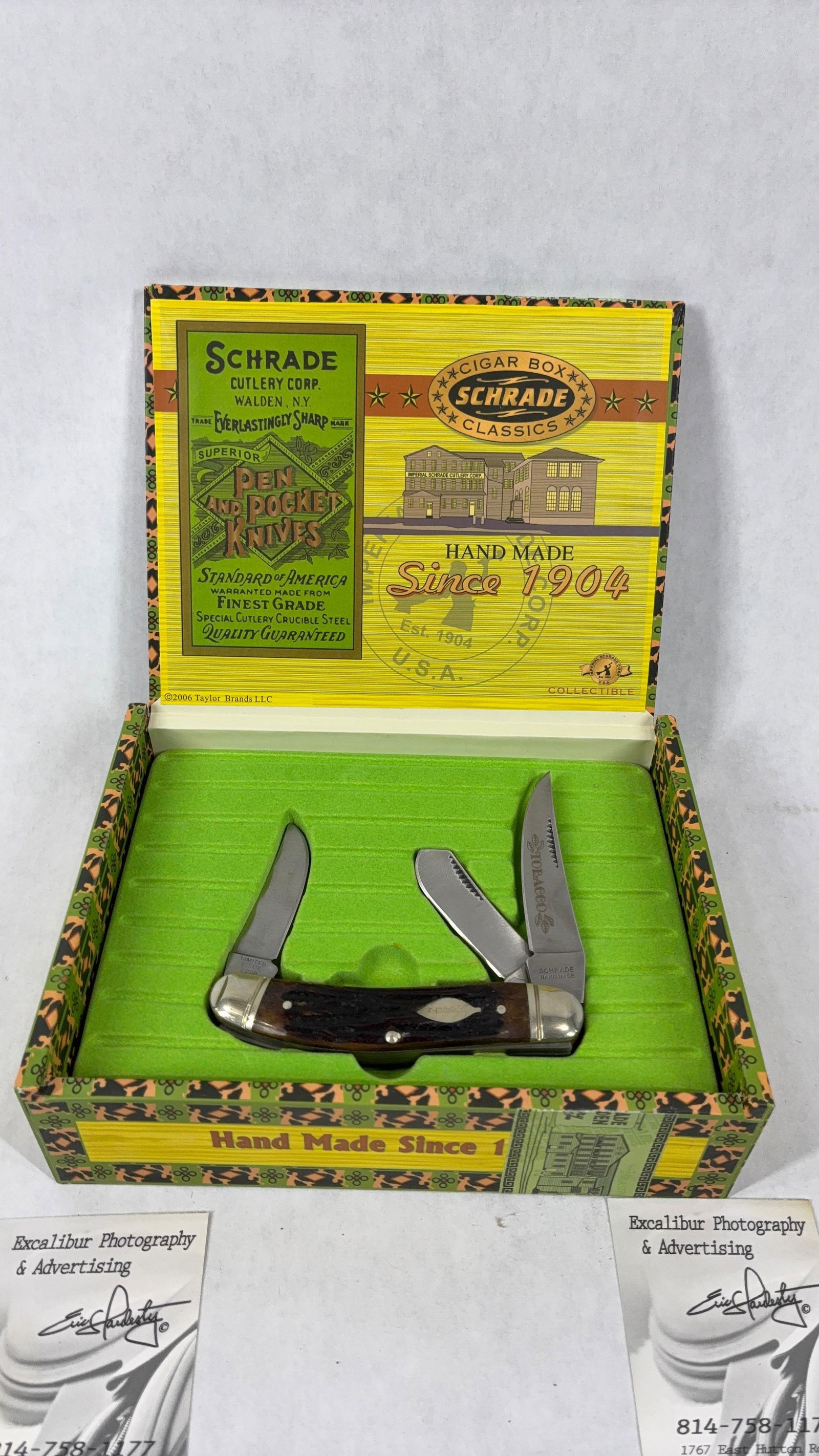Schrade Pocket Knife Cigar Box Edition: Tobacco engraved to blade with a tobacco leaf to wooden handle. Limited edition 2006.