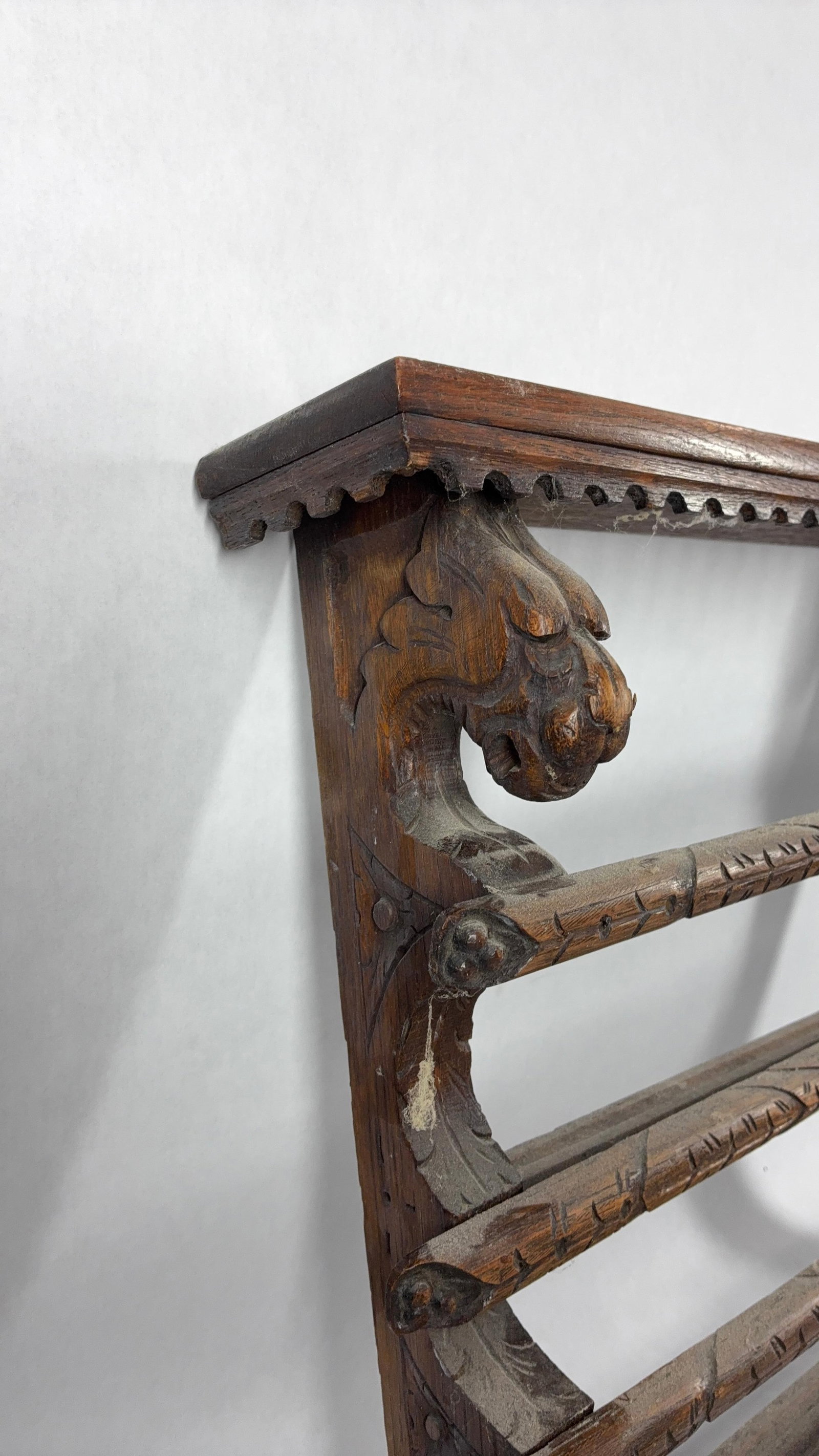 Carved Dragon Head Plate Rack - 5