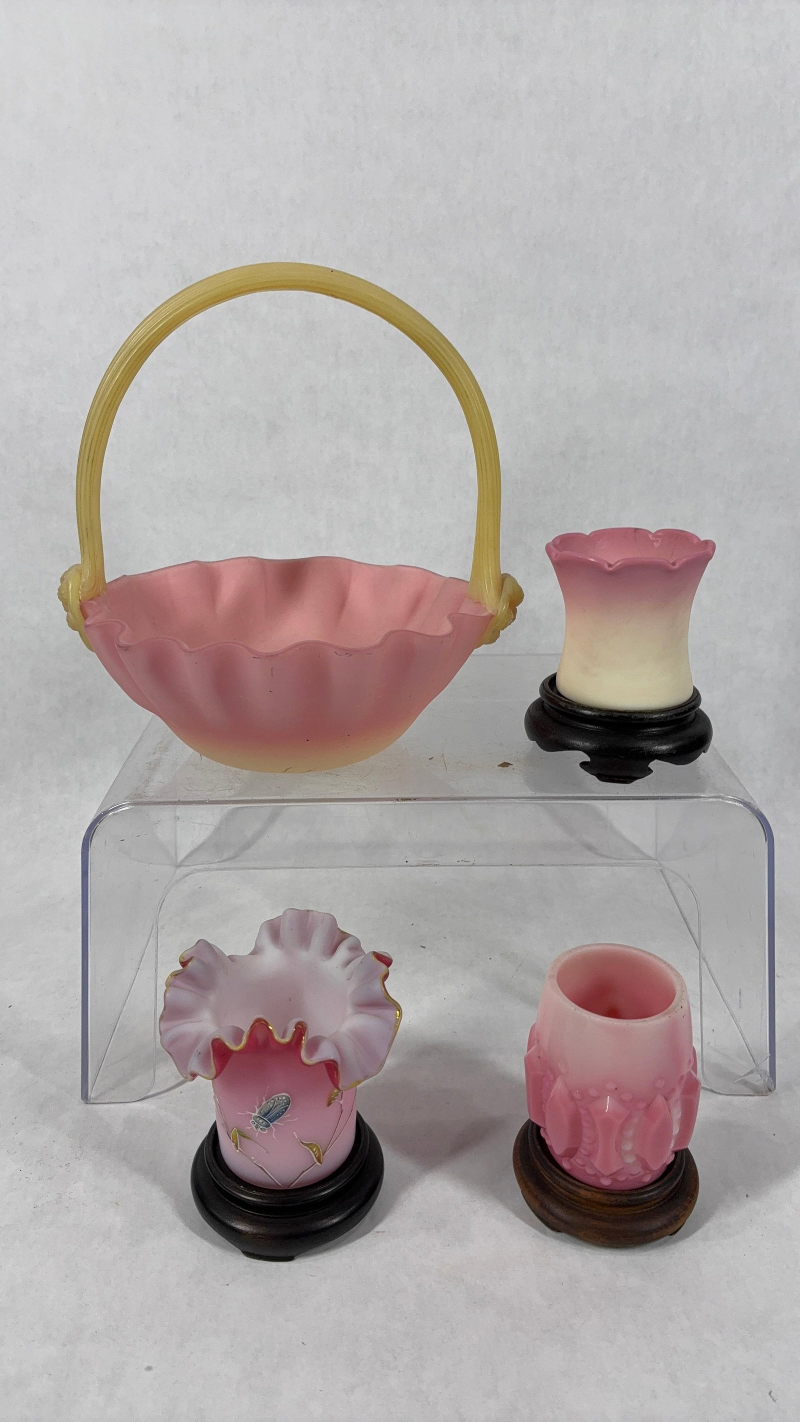 Fenton Rosalene Basket & Votives (1 of 7)