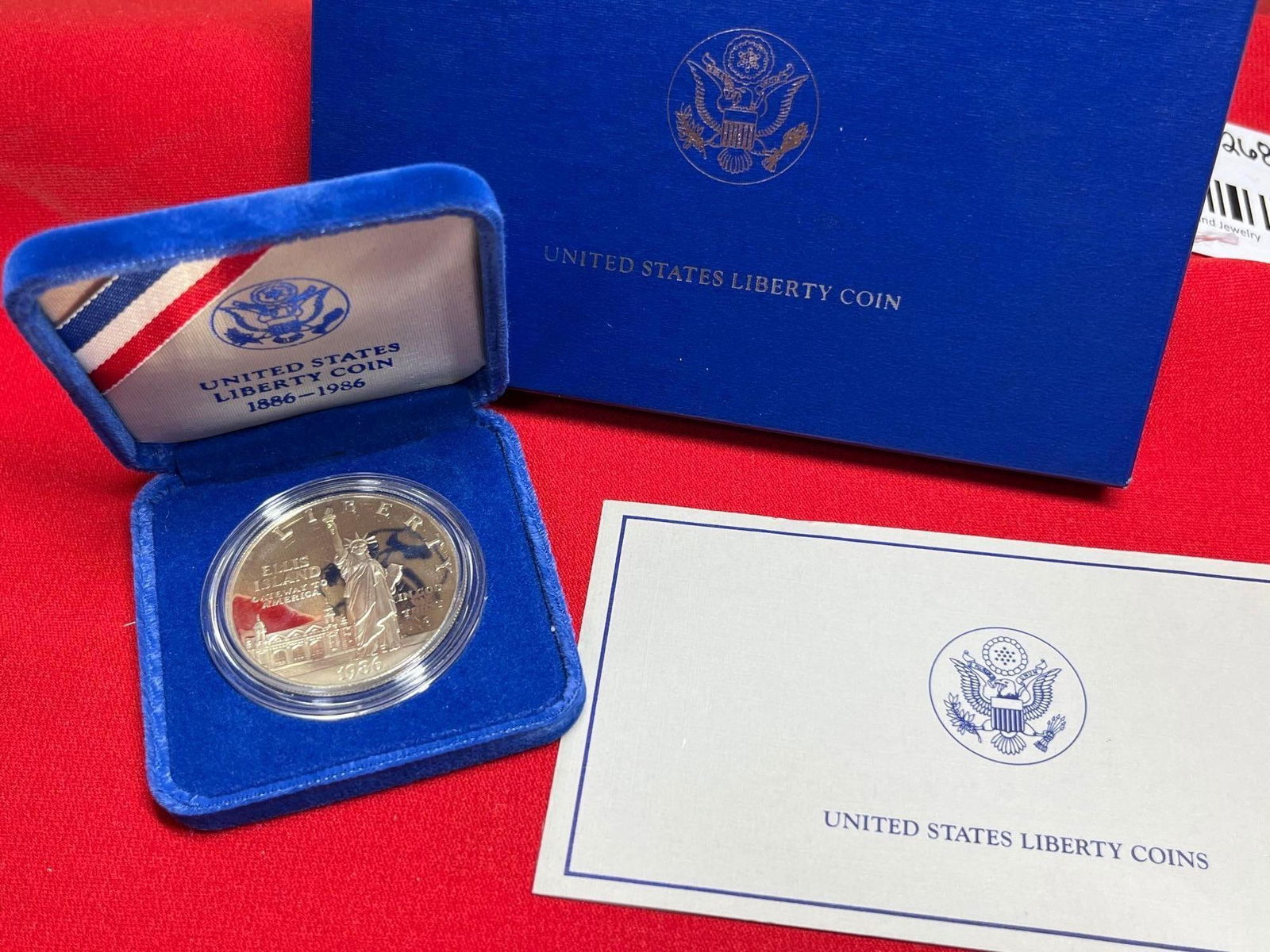 1986 Liberty Silver Dollar (1 of 4)