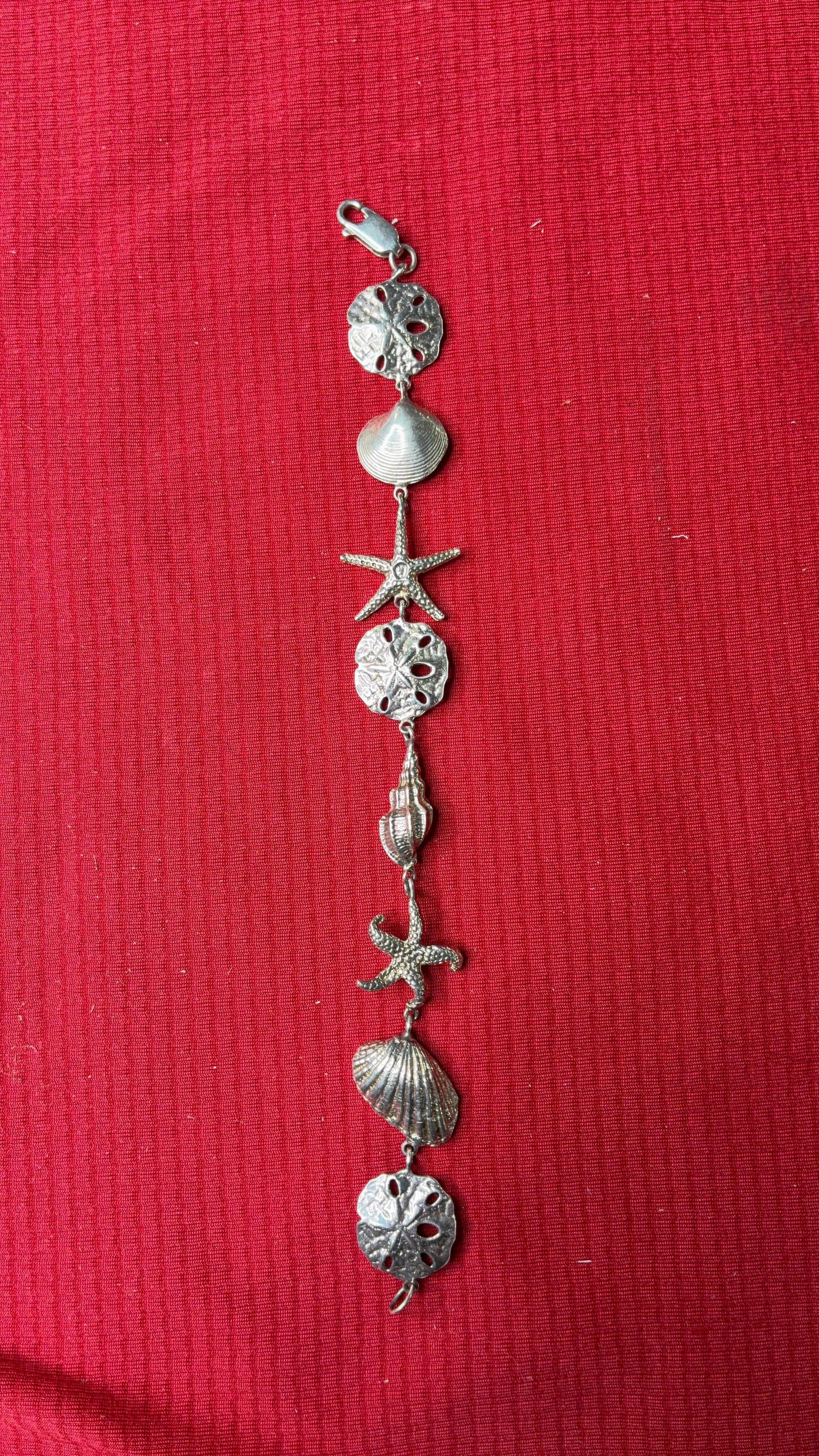 Bold Beach Life Sterling Silver Seashell Bracelet (1 of 5)