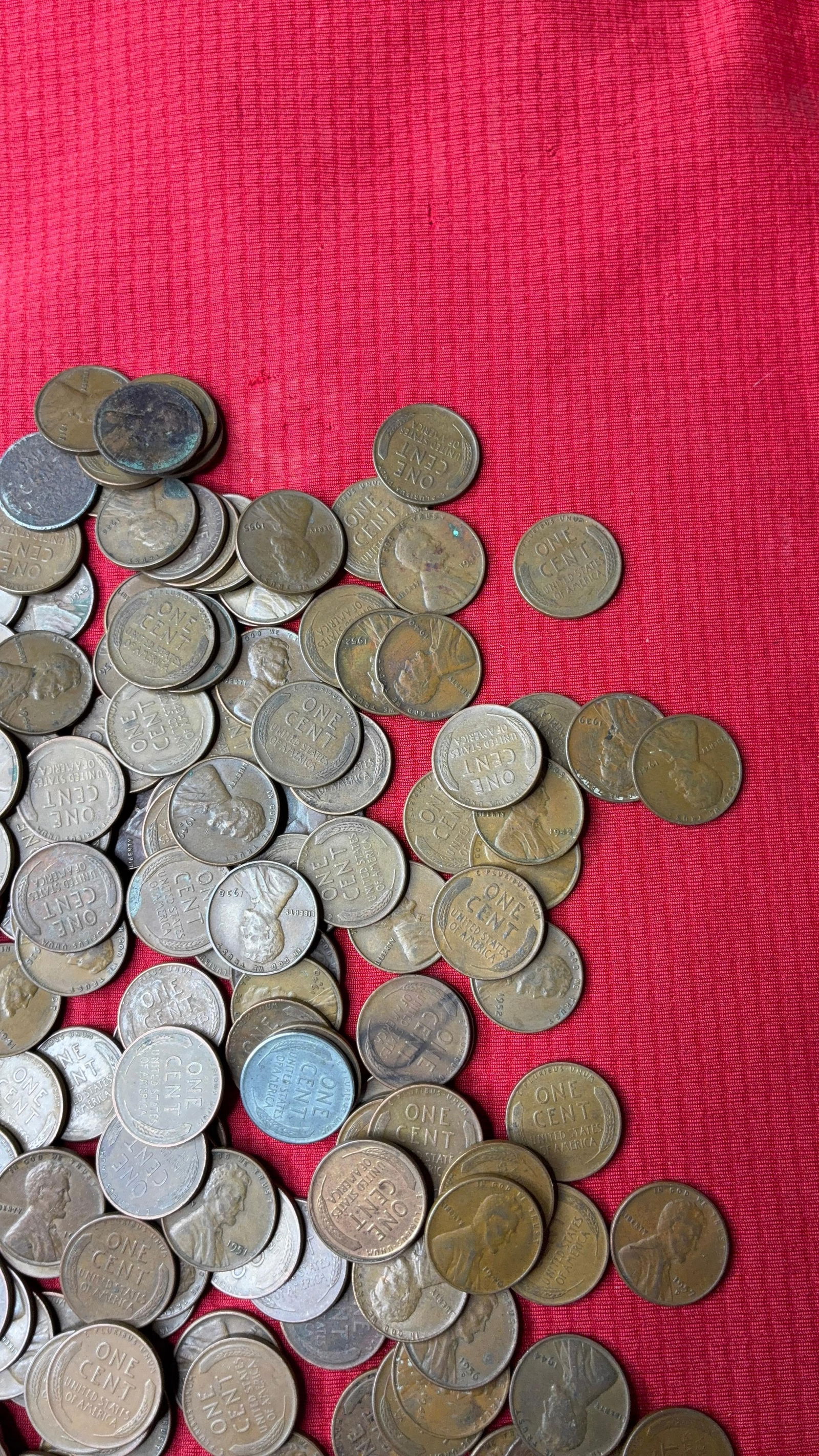 250 Unsorted Wheat Pennies - 4