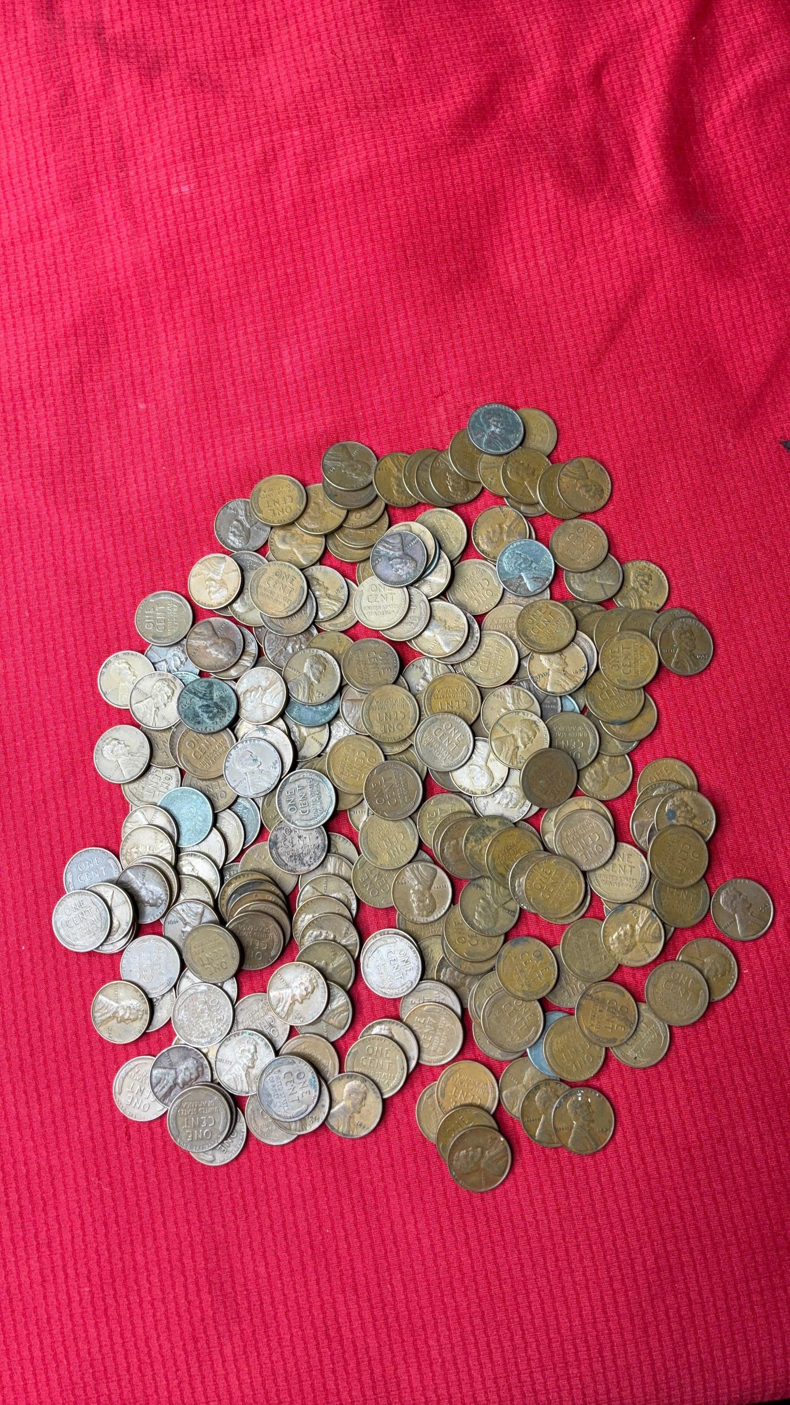 250 Unsorted Wheat Pennies - 2