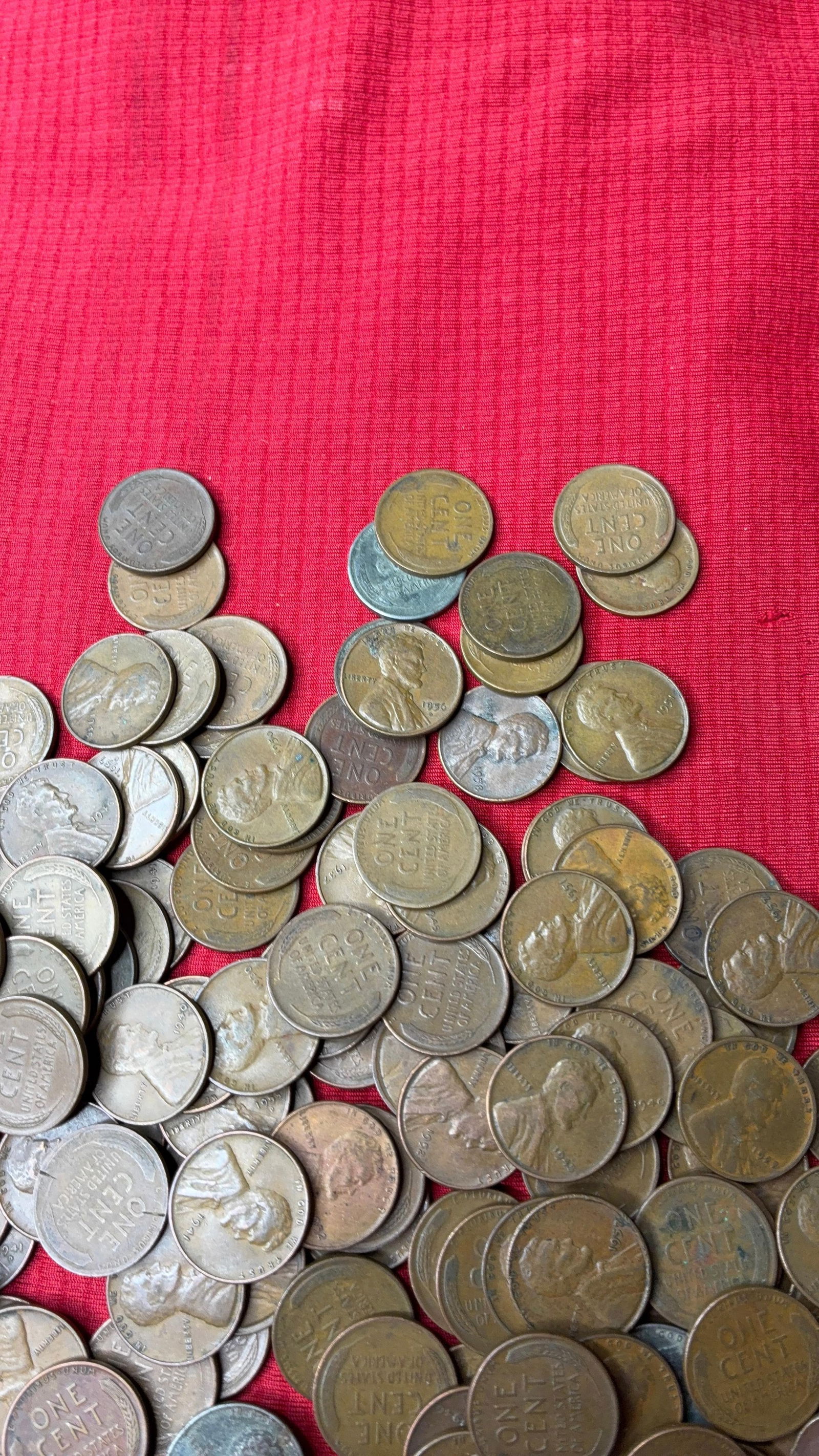 250 Unsorted Wheat Pennies - 4