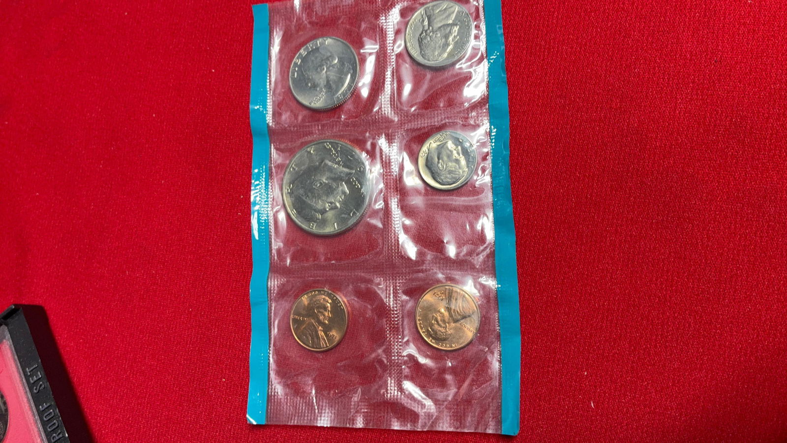 US Proof & Mint Sets - 7