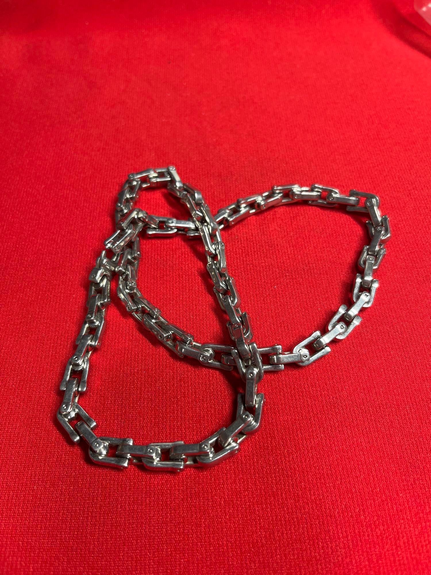 Stainless Steel Mens Link Chain: Heavy duty with an industrial steampunk look. Approx 9 in diameter