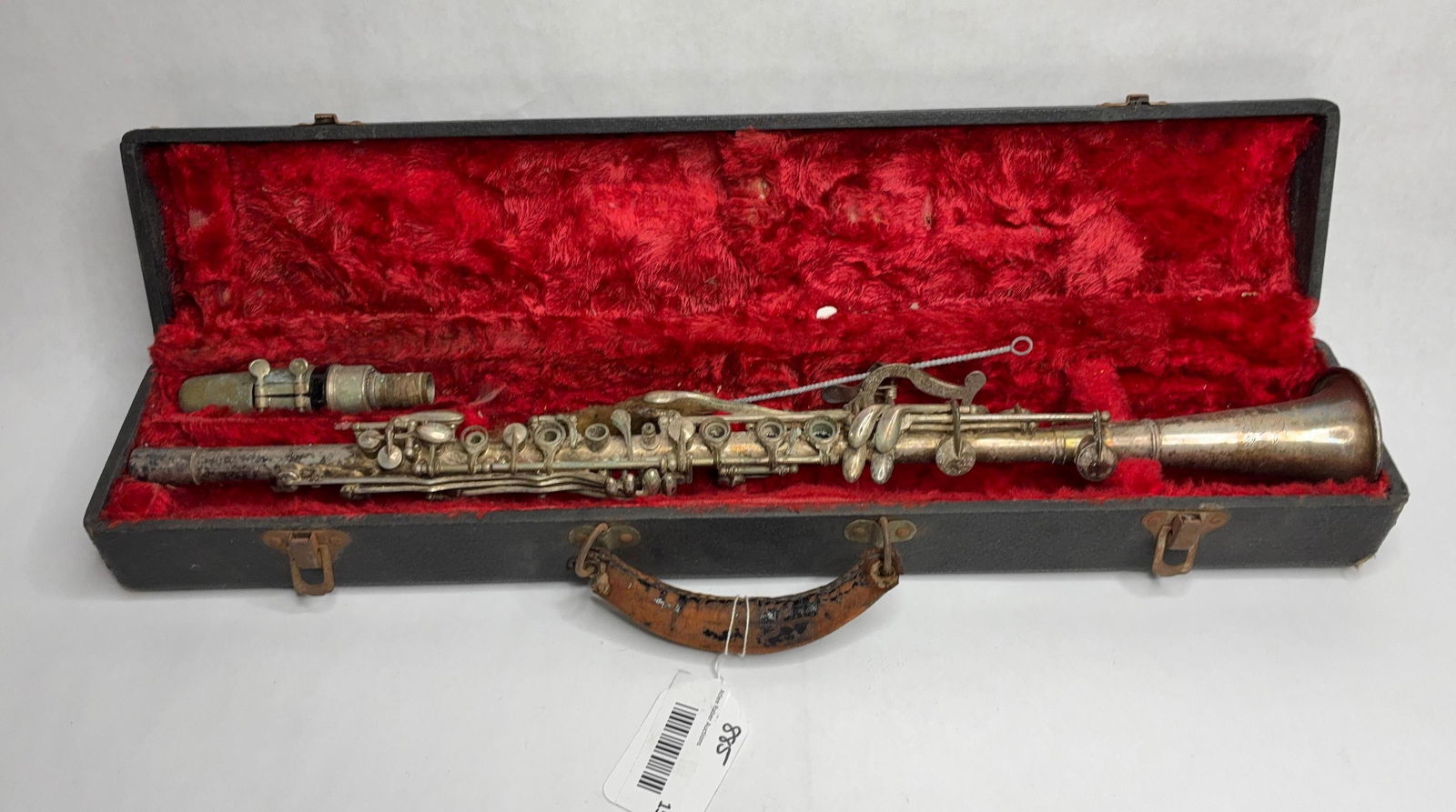 Antique Windermere Inscribed Clarinet in Lined Carrying Case (1 of 9)