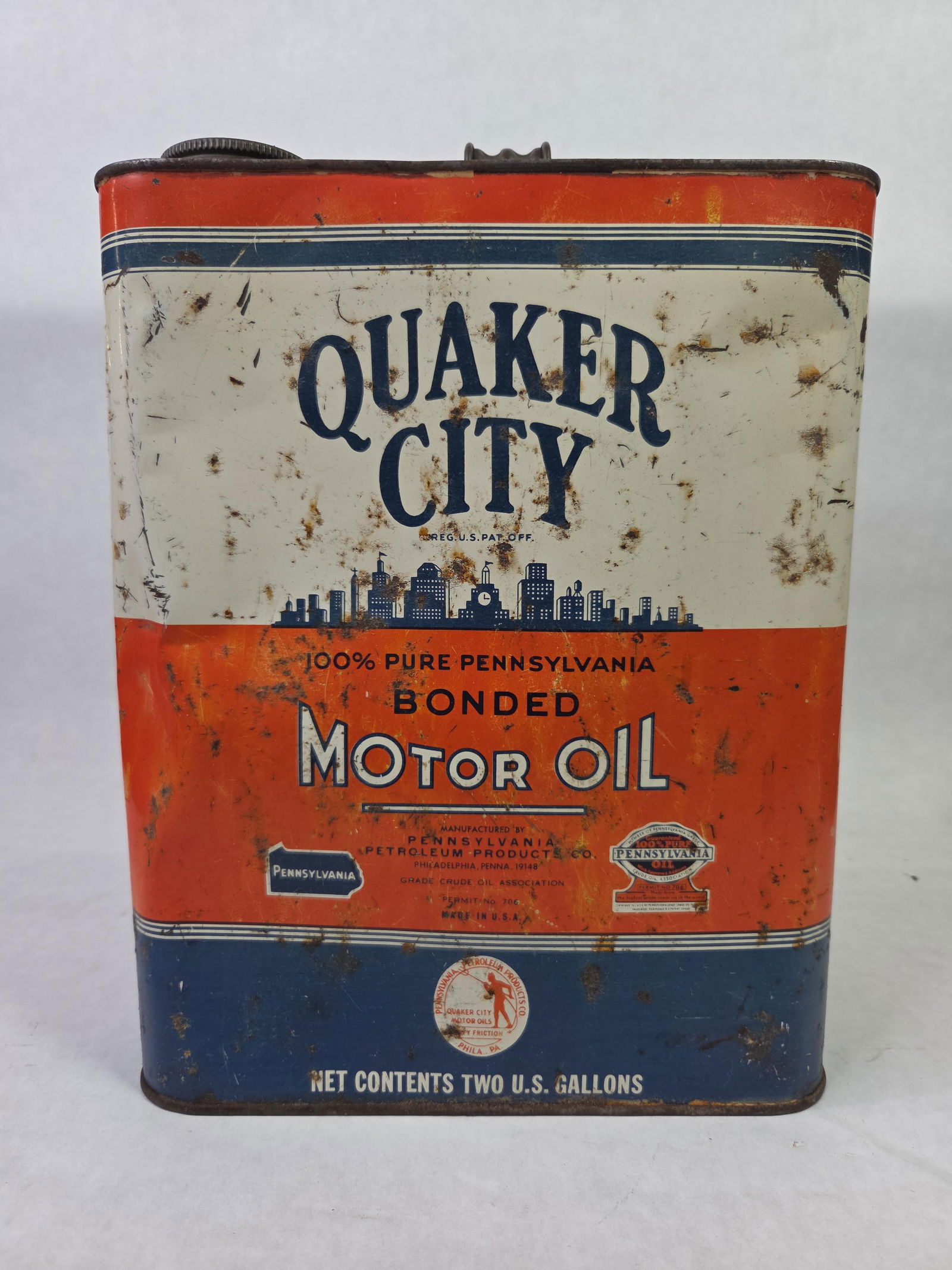 Pennsylvania Petroleum Products Co. Quaker City 2 Gal. Motor Oil Can (1 of 5)