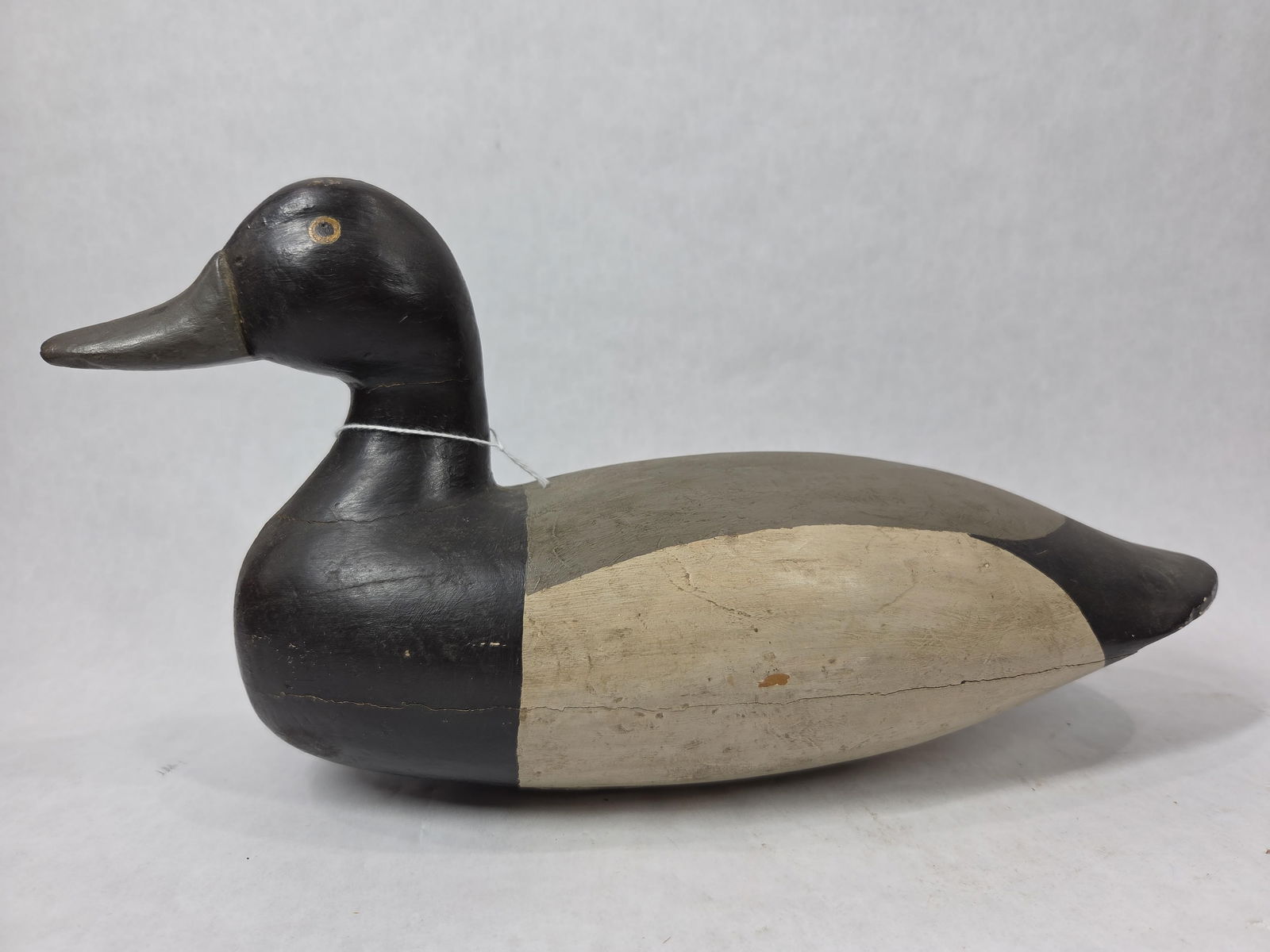 Vintage Hand Carved and Painted Bluebill Drake Wood Duck Decoy (1 of 8)