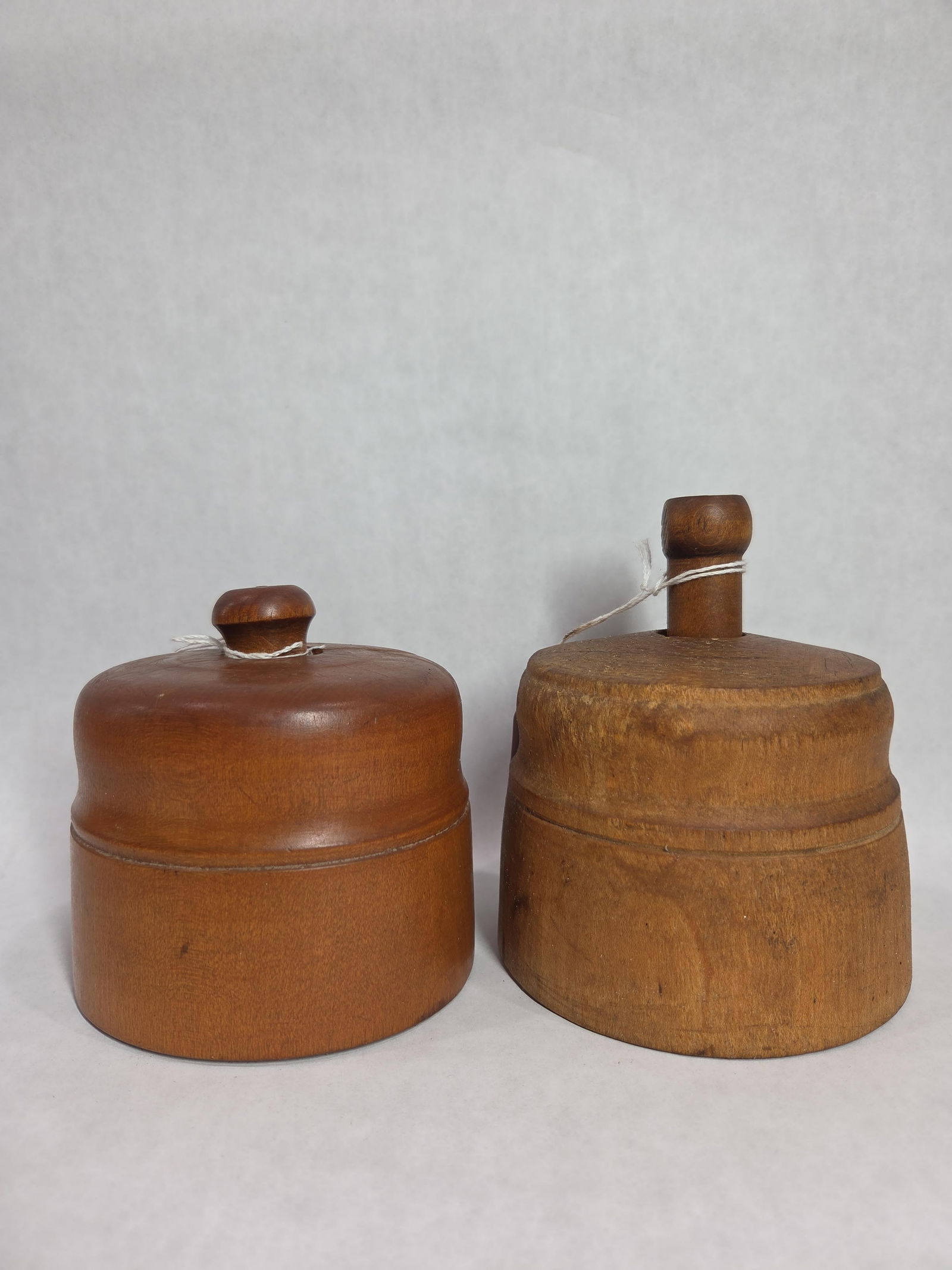 Primitive Lot of Wooden Butter Mold Bell Presses w/ Carved Designs (1 of 5)