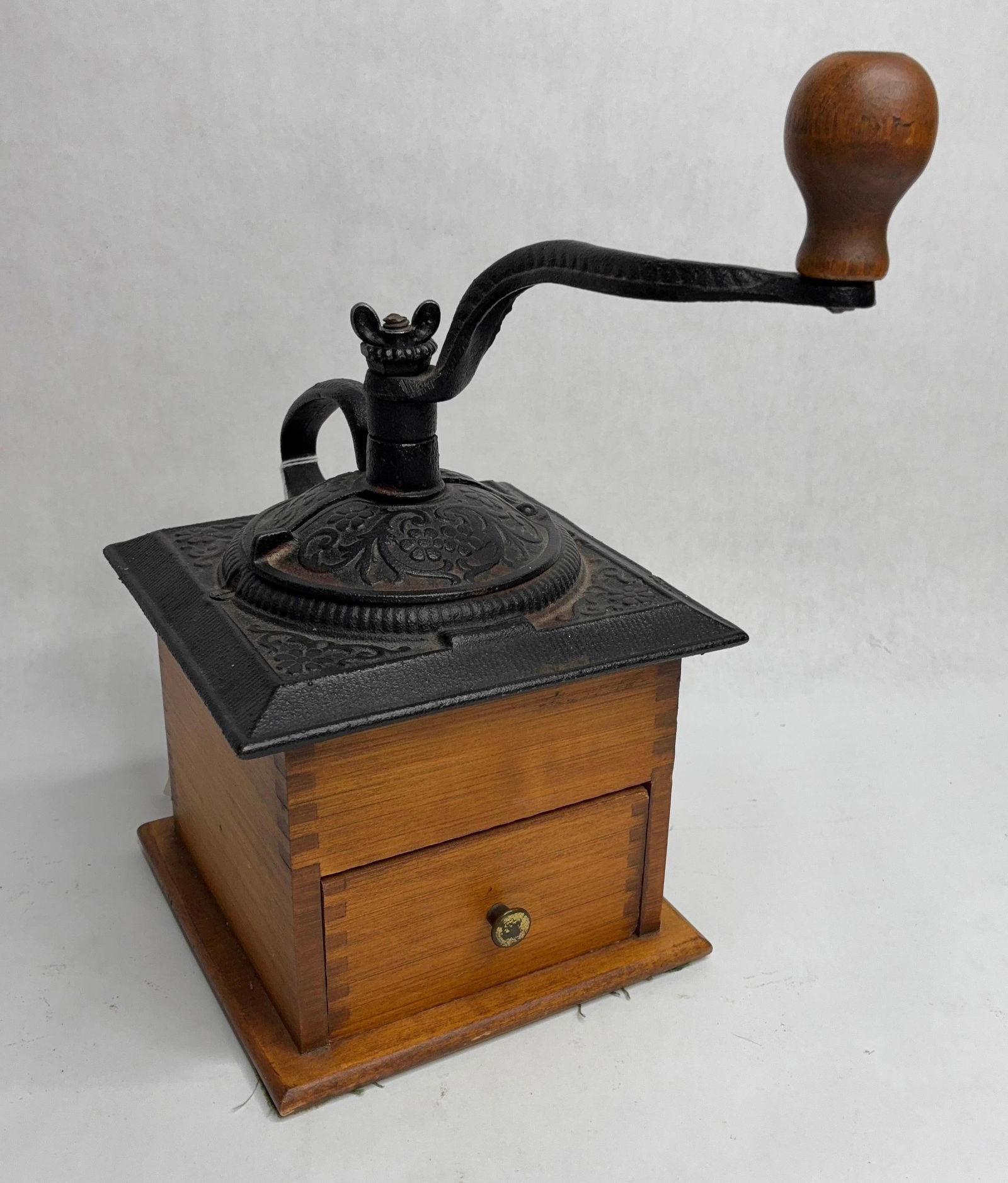 Dovetailed Handcrank Coffee Mill (1 of 7)